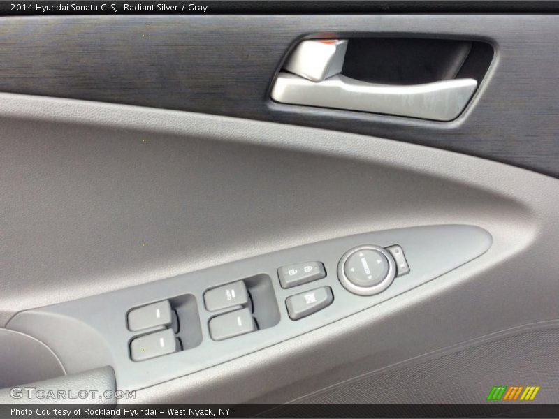 Radiant Silver / Gray 2014 Hyundai Sonata GLS
