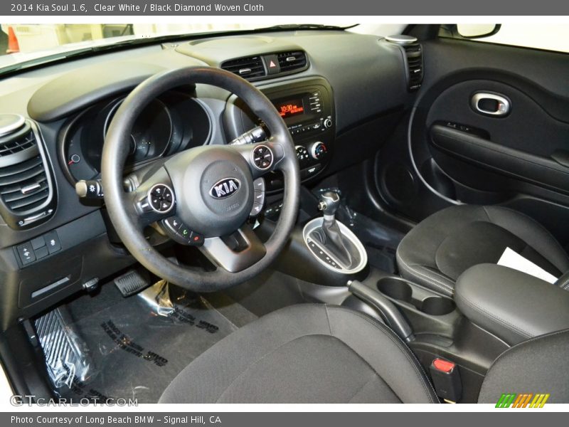 Clear White / Black Diamond Woven Cloth 2014 Kia Soul 1.6