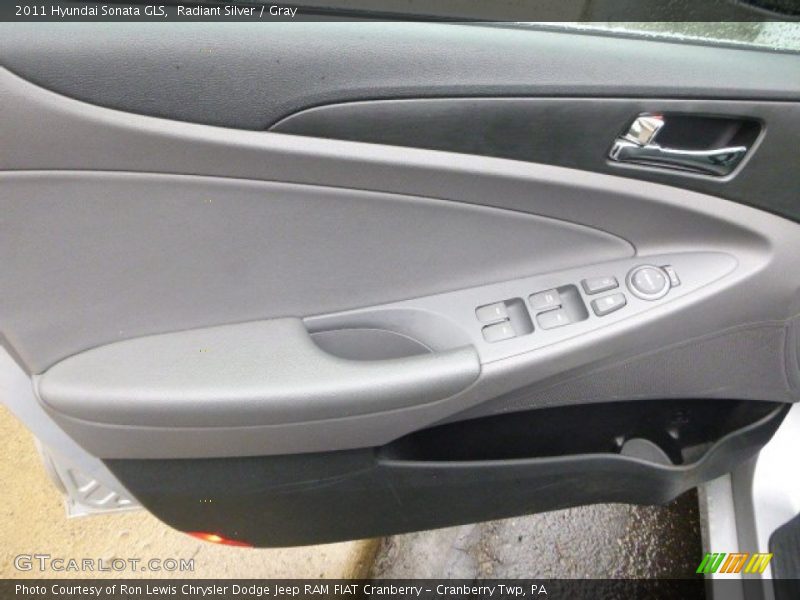 Radiant Silver / Gray 2011 Hyundai Sonata GLS