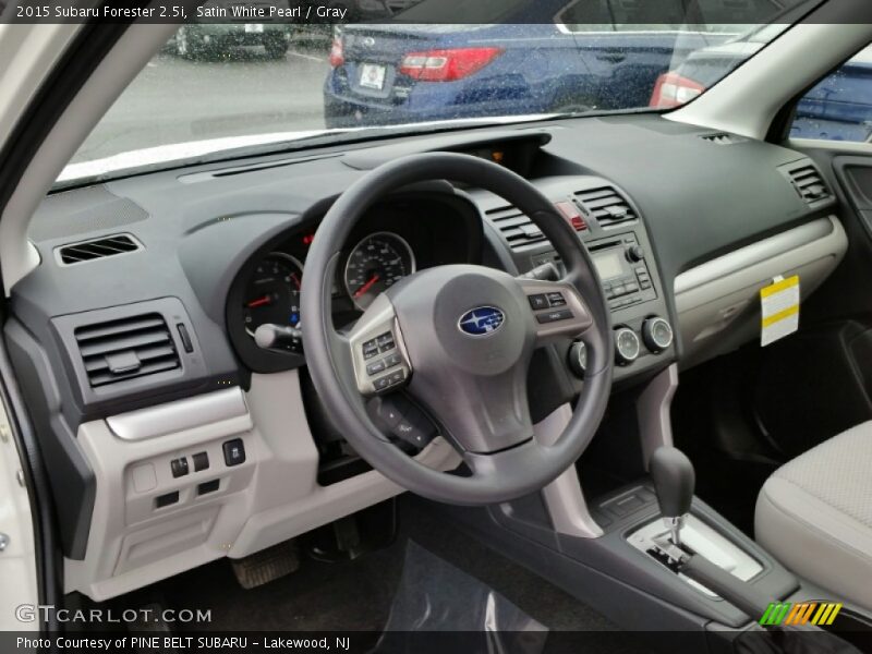 Satin White Pearl / Gray 2015 Subaru Forester 2.5i