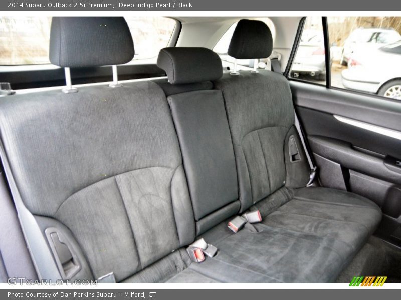 Deep Indigo Pearl / Black 2014 Subaru Outback 2.5i Premium