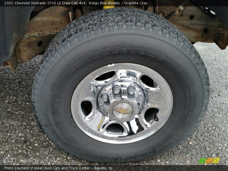 Indigo Blue Metallic / Graphite Gray 2002 Chevrolet Silverado 1500 LS Crew Cab 4x4