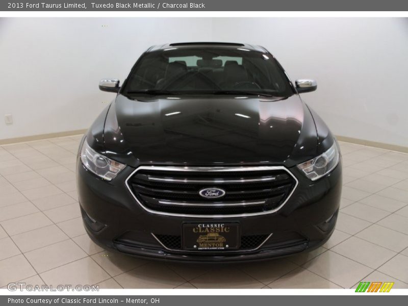 Tuxedo Black Metallic / Charcoal Black 2013 Ford Taurus Limited