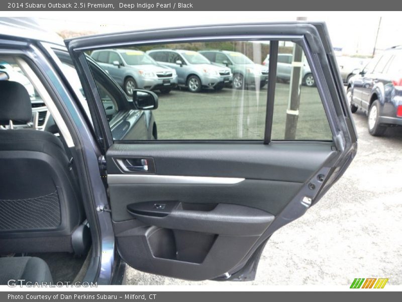 Deep Indigo Pearl / Black 2014 Subaru Outback 2.5i Premium