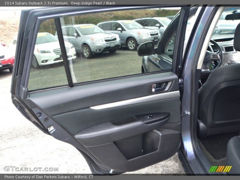 Deep Indigo Pearl / Black 2014 Subaru Outback 2.5i Premium