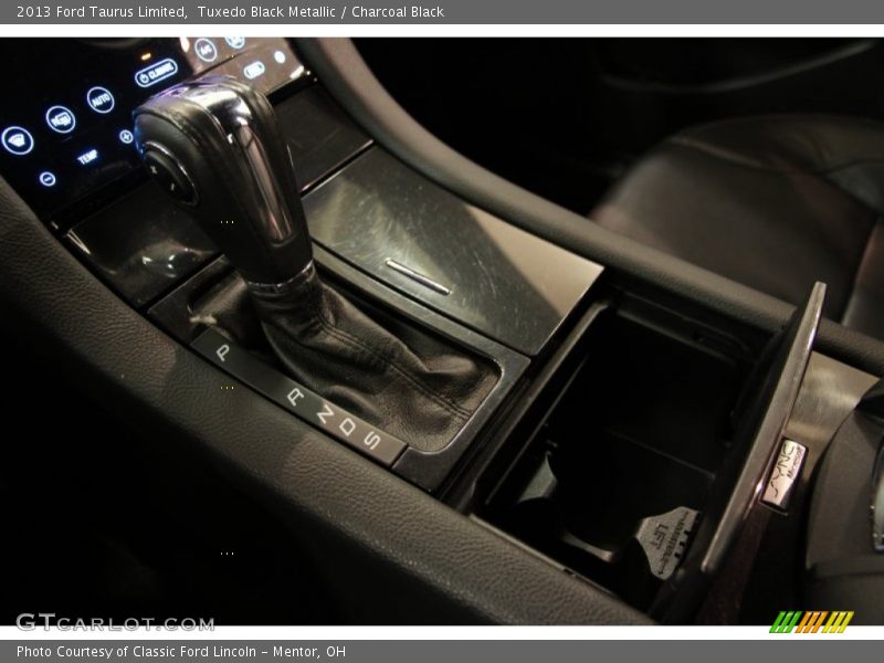 Tuxedo Black Metallic / Charcoal Black 2013 Ford Taurus Limited