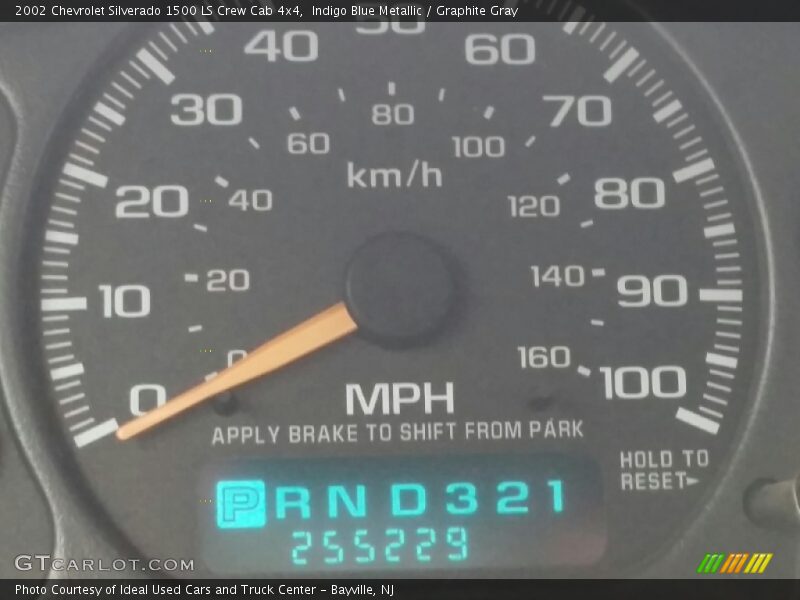 Indigo Blue Metallic / Graphite Gray 2002 Chevrolet Silverado 1500 LS Crew Cab 4x4