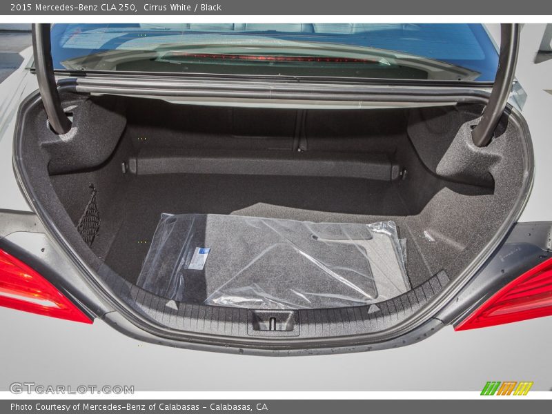 Cirrus White / Black 2015 Mercedes-Benz CLA 250