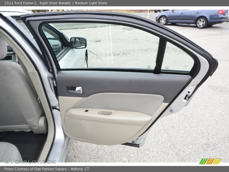 Ingot Silver Metallic / Medium Light Stone 2011 Ford Fusion S