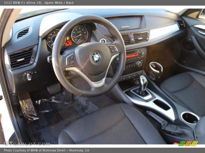 Alpine White / Black 2013 BMW X1 sDrive 28i