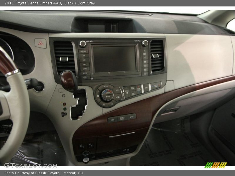 Black / Light Gray 2011 Toyota Sienna Limited AWD