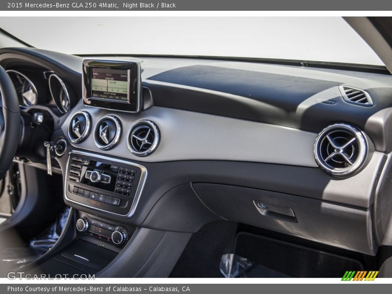 Night Black / Black 2015 Mercedes-Benz GLA 250 4Matic