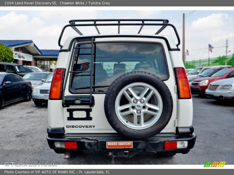Chawton White / Tundra Grey 2004 Land Rover Discovery SE