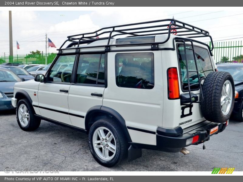 Chawton White / Tundra Grey 2004 Land Rover Discovery SE