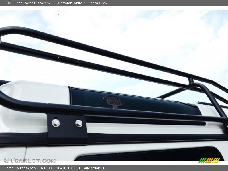 Chawton White / Tundra Grey 2004 Land Rover Discovery SE