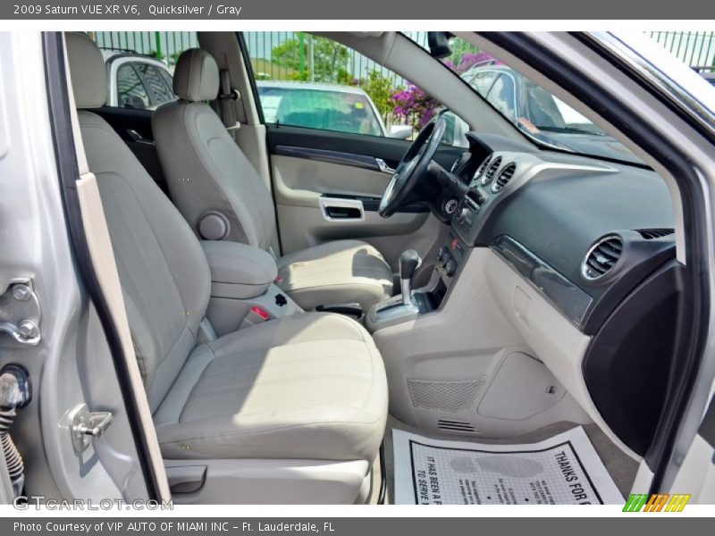 Quicksilver / Gray 2009 Saturn VUE XR V6