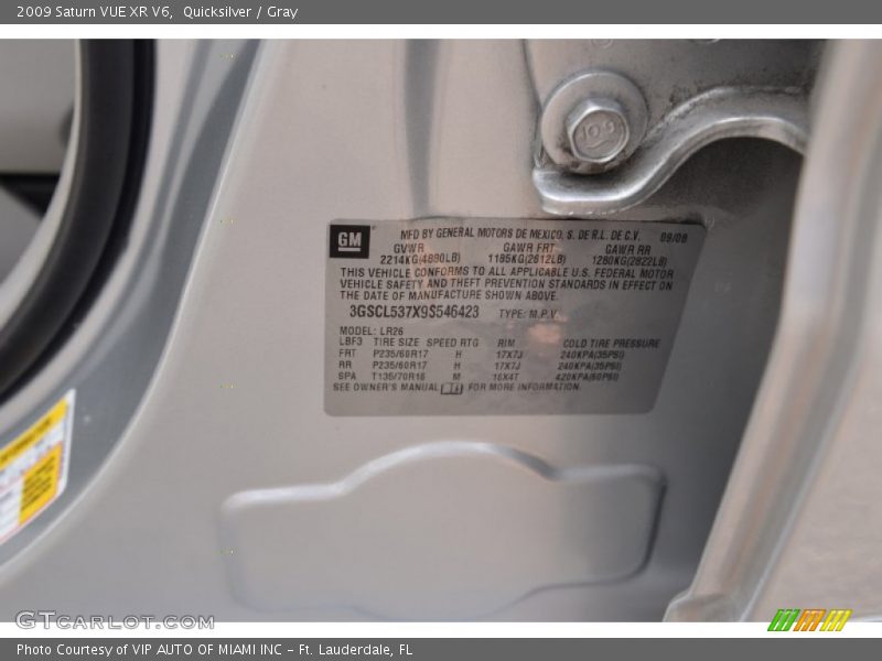 Quicksilver / Gray 2009 Saturn VUE XR V6