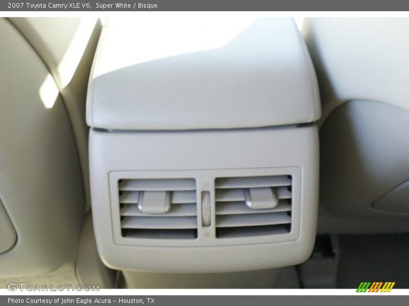 Super White / Bisque 2007 Toyota Camry XLE V6