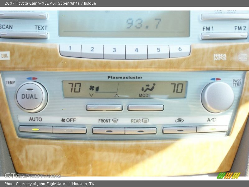 Super White / Bisque 2007 Toyota Camry XLE V6