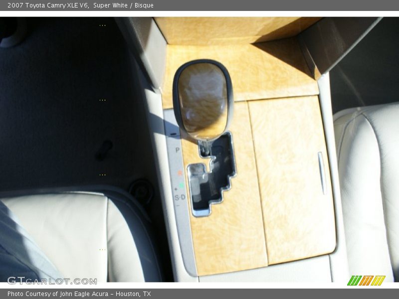Super White / Bisque 2007 Toyota Camry XLE V6