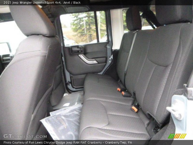 Anvil / Black 2015 Jeep Wrangler Unlimited Sport 4x4