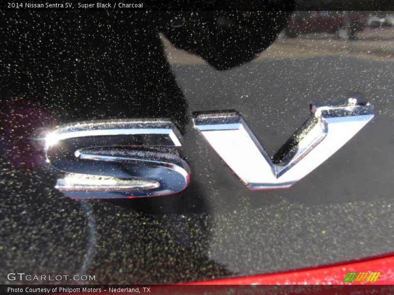 Super Black / Charcoal 2014 Nissan Sentra SV
