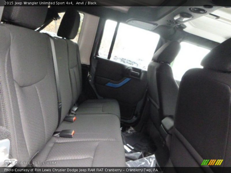 Anvil / Black 2015 Jeep Wrangler Unlimited Sport 4x4