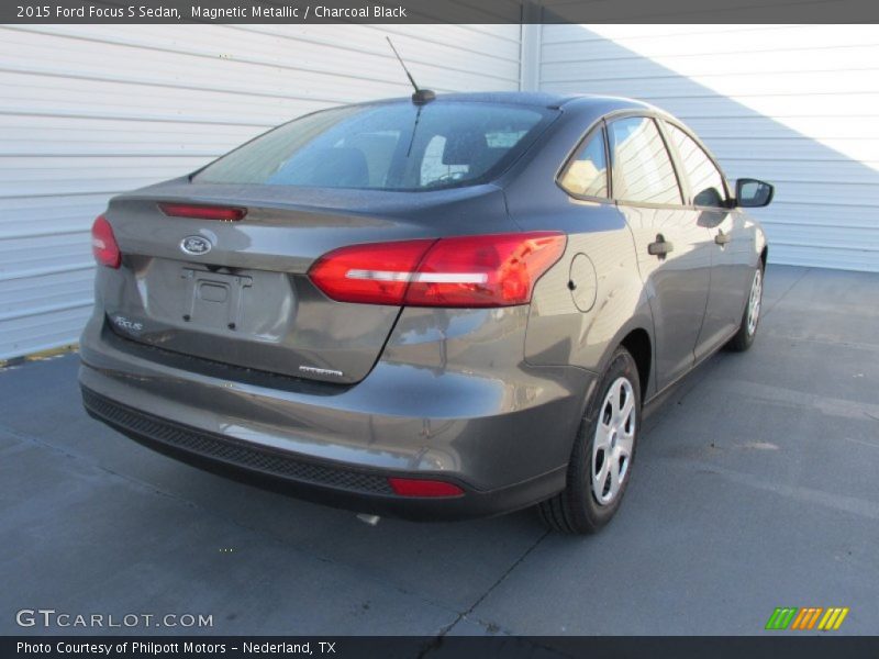 Magnetic Metallic / Charcoal Black 2015 Ford Focus S Sedan