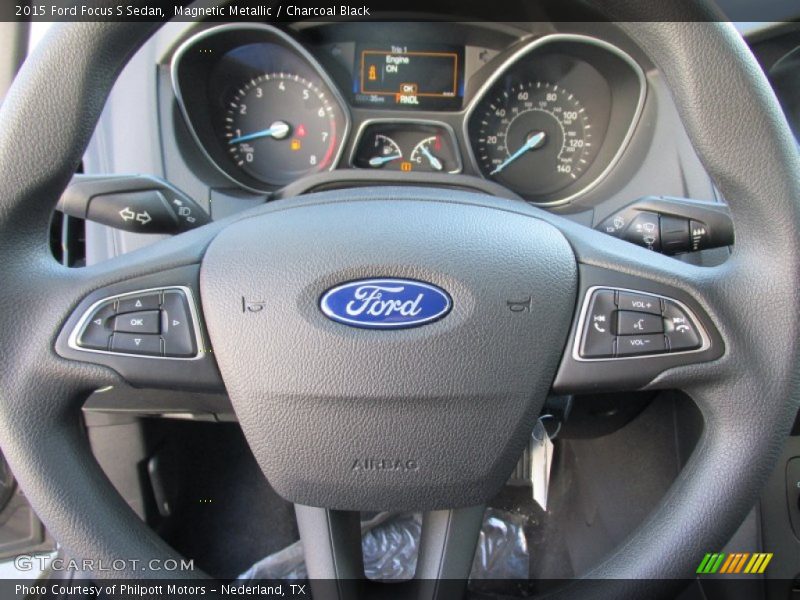 Magnetic Metallic / Charcoal Black 2015 Ford Focus S Sedan
