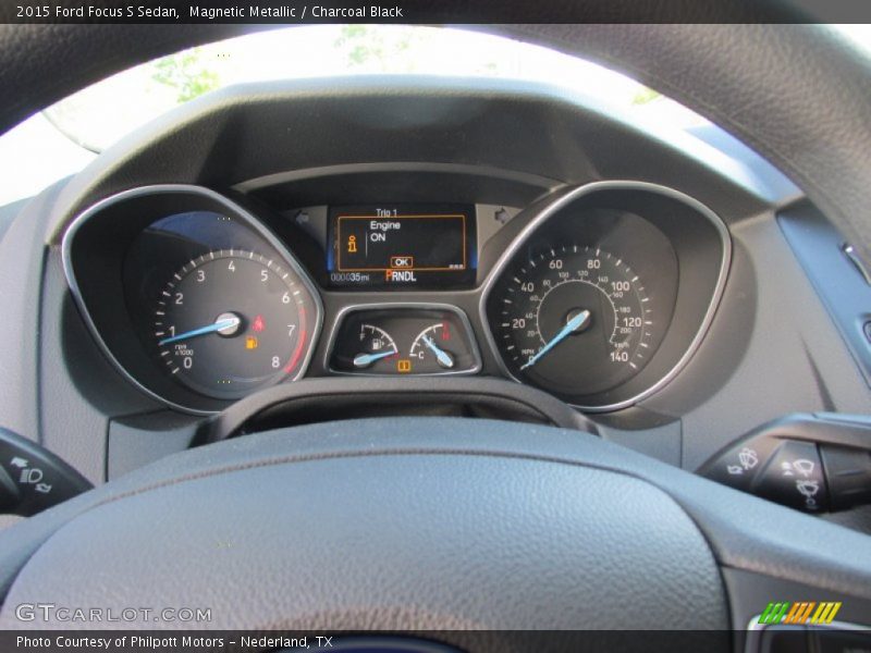 Magnetic Metallic / Charcoal Black 2015 Ford Focus S Sedan