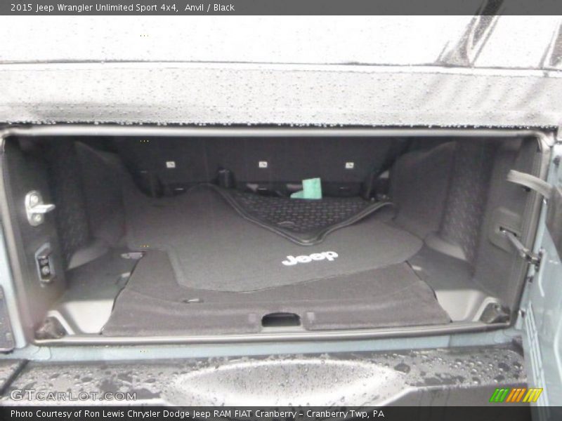 Anvil / Black 2015 Jeep Wrangler Unlimited Sport 4x4