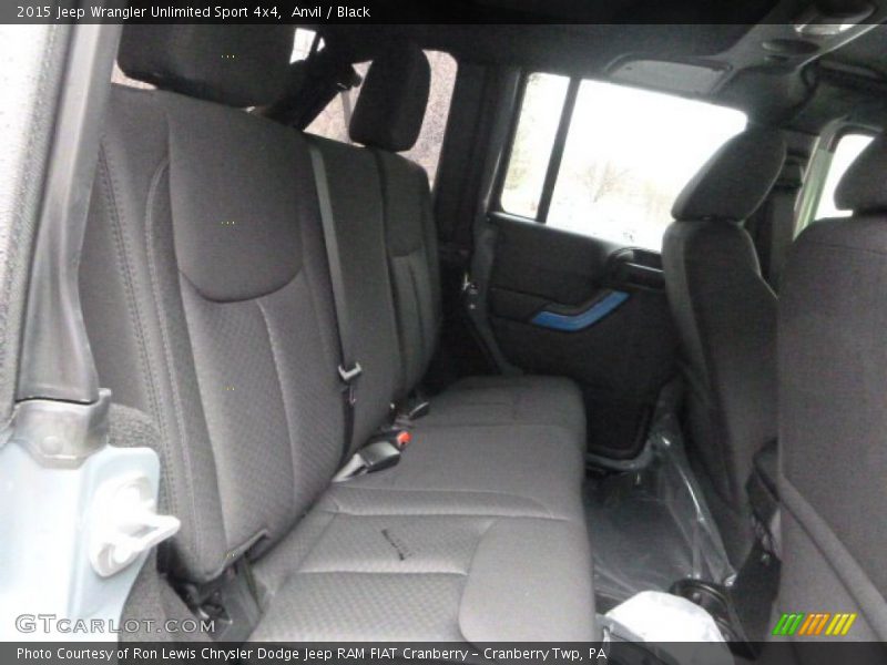 Anvil / Black 2015 Jeep Wrangler Unlimited Sport 4x4