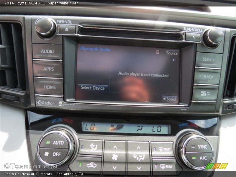 Super White / Ash 2014 Toyota RAV4 XLE