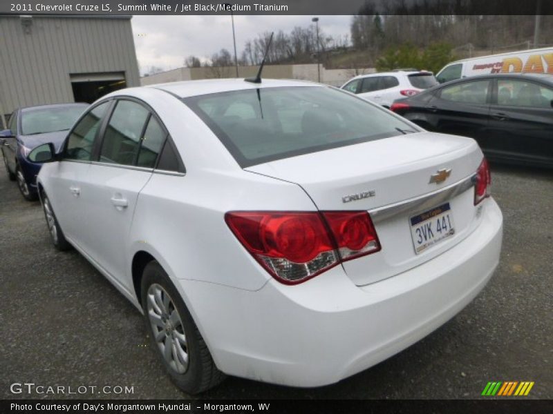 Summit White / Jet Black/Medium Titanium 2011 Chevrolet Cruze LS