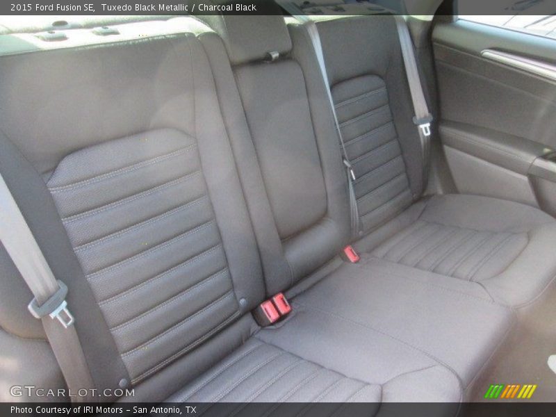 Tuxedo Black Metallic / Charcoal Black 2015 Ford Fusion SE