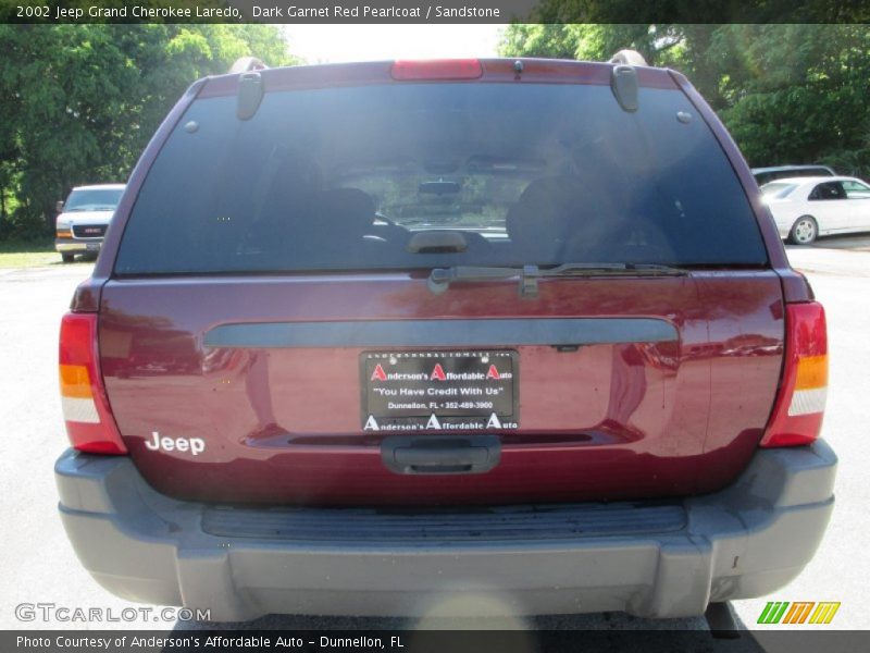 Dark Garnet Red Pearlcoat / Sandstone 2002 Jeep Grand Cherokee Laredo