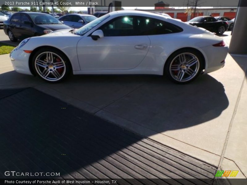 White / Black 2013 Porsche 911 Carrera 4S Coupe