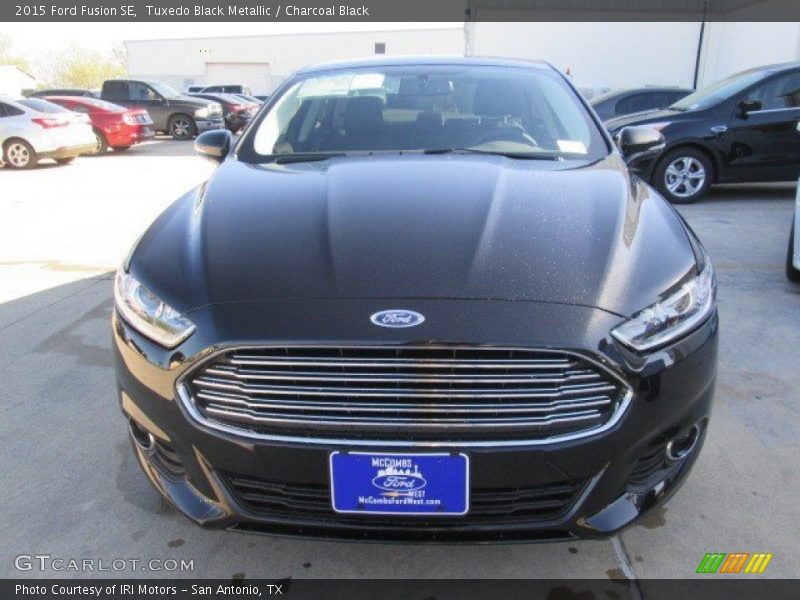 Tuxedo Black Metallic / Charcoal Black 2015 Ford Fusion SE