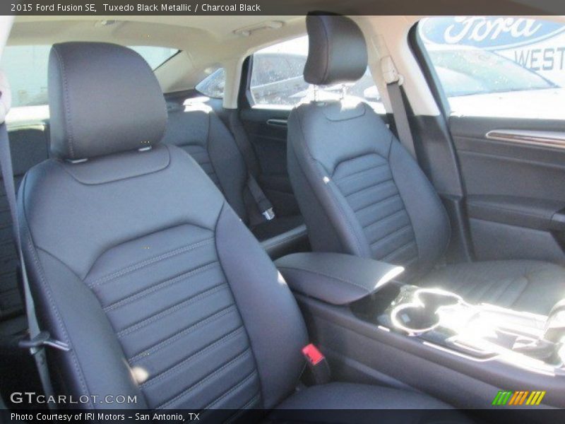 Tuxedo Black Metallic / Charcoal Black 2015 Ford Fusion SE