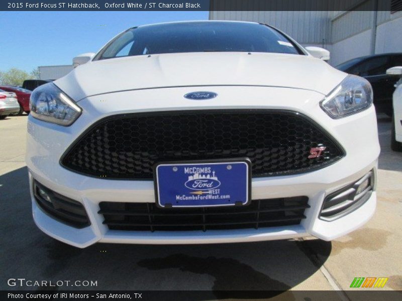 Oxford White / ST Charcoal Black 2015 Ford Focus ST Hatchback
