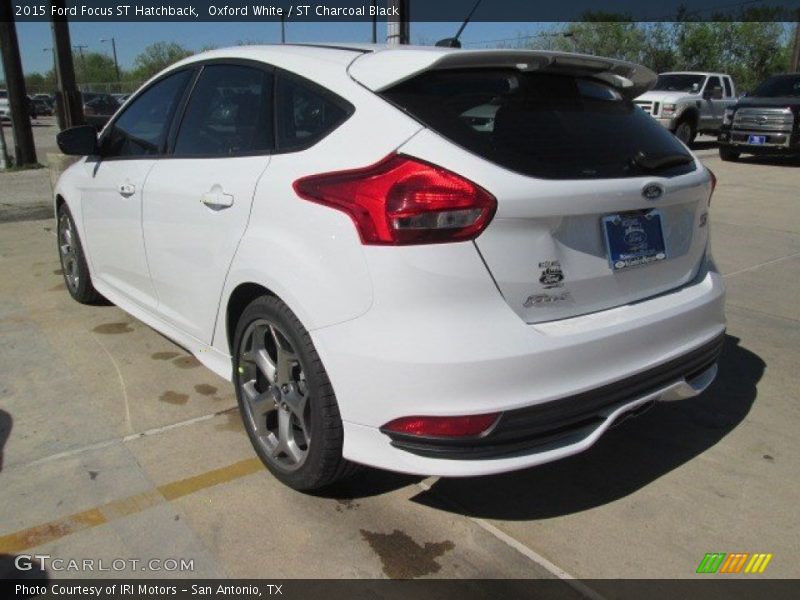 Oxford White / ST Charcoal Black 2015 Ford Focus ST Hatchback