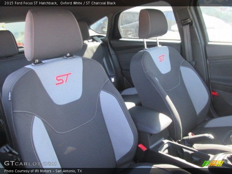 Front Seat of 2015 Focus ST Hatchback