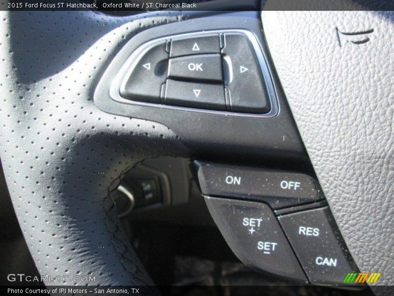 Controls of 2015 Focus ST Hatchback