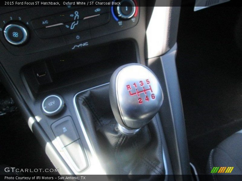  2015 Focus ST Hatchback 6 Speed Manual Shifter