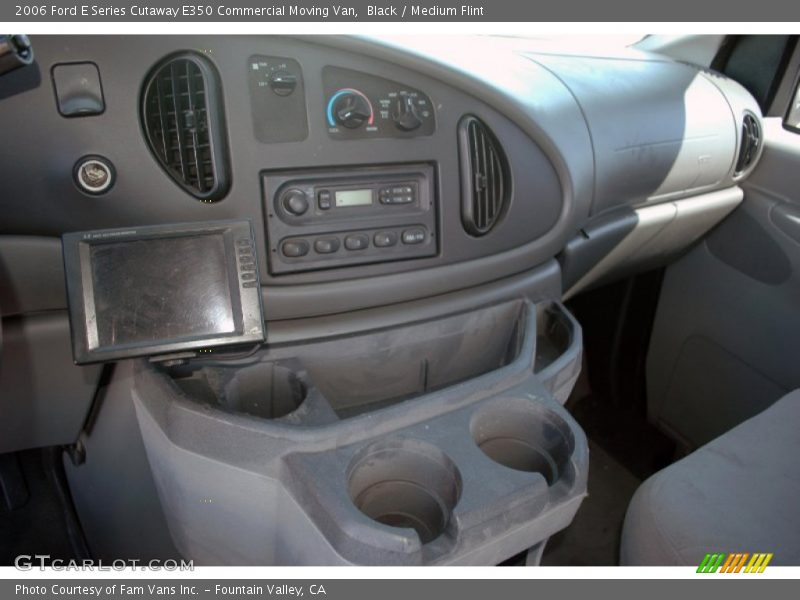 Black / Medium Flint 2006 Ford E Series Cutaway E350 Commercial Moving Van