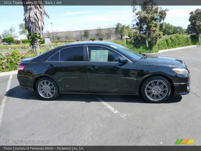 Black / Ash 2011 Toyota Camry SE V6