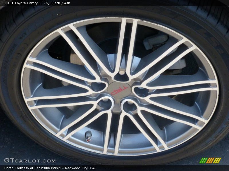 Black / Ash 2011 Toyota Camry SE V6