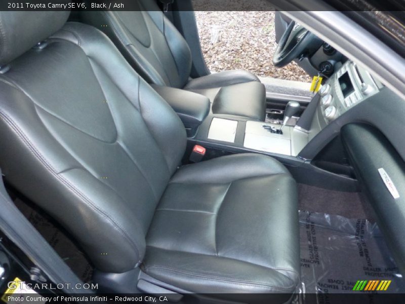 Black / Ash 2011 Toyota Camry SE V6