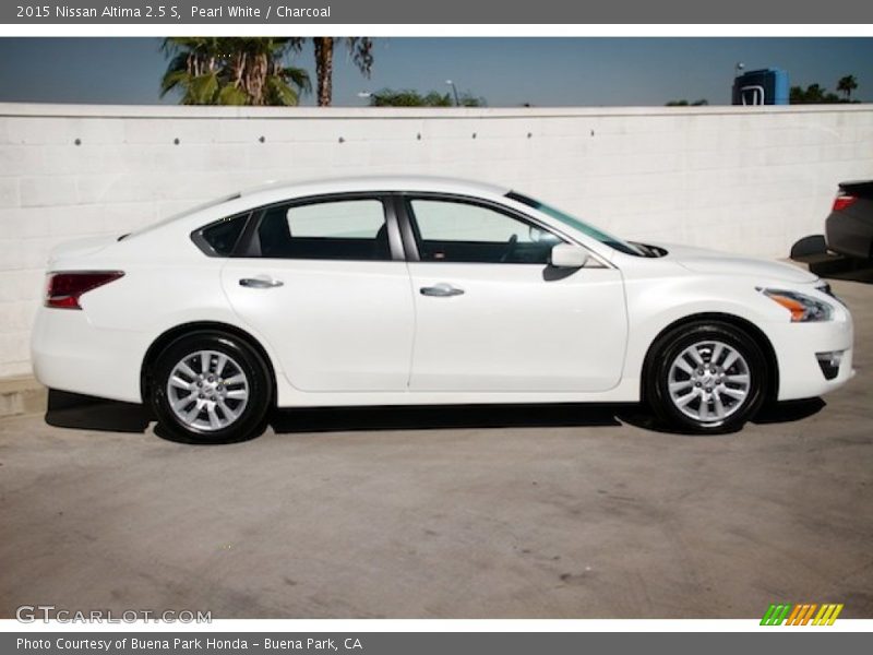 Pearl White / Charcoal 2015 Nissan Altima 2.5 S