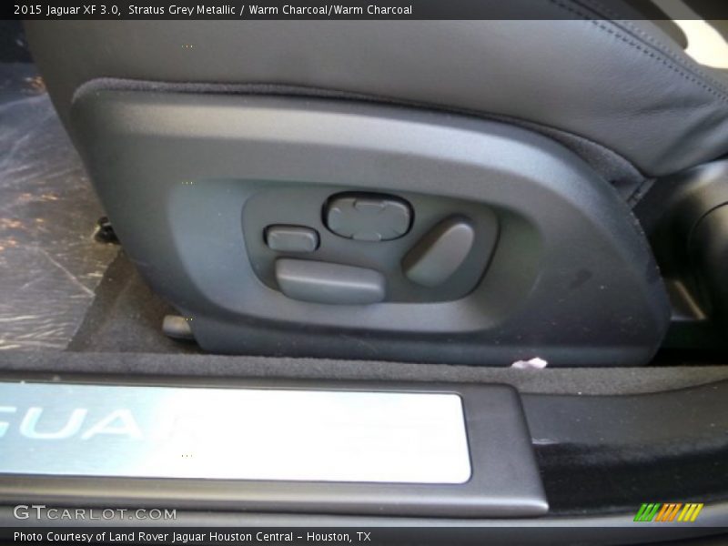 Stratus Grey Metallic / Warm Charcoal/Warm Charcoal 2015 Jaguar XF 3.0